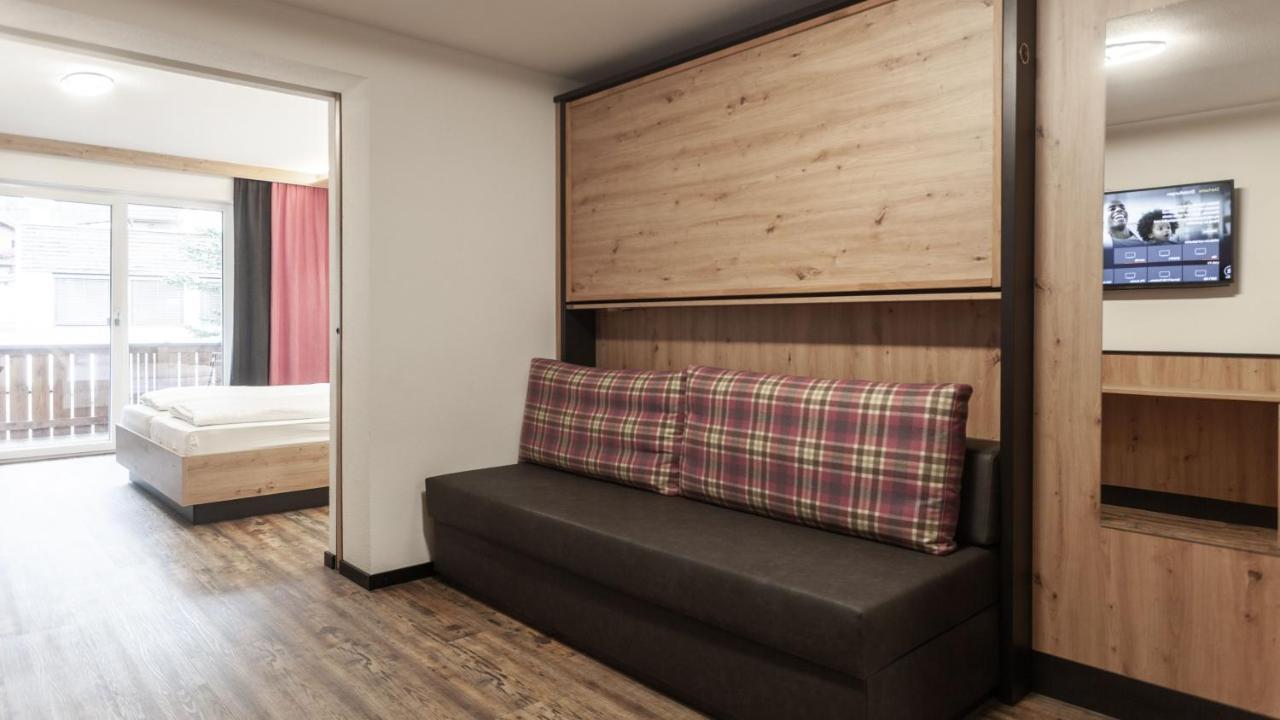 First Mountain Hotel Oetztal แลงเงนเฟลด์ ภายนอก รูปภาพ