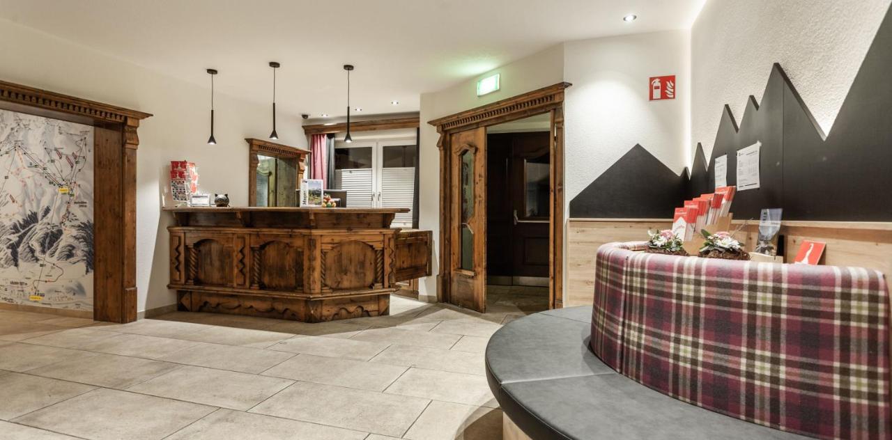 First Mountain Hotel Oetztal แลงเงนเฟลด์ ภายนอก รูปภาพ